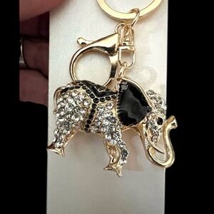 🐘NATASHA elephant handbag charm/keychain w/ black & and clear rhinestones.🐘NWT